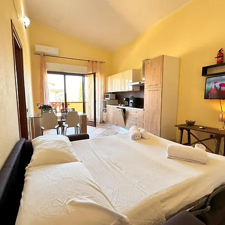Cozy Corner Apartment Sestu